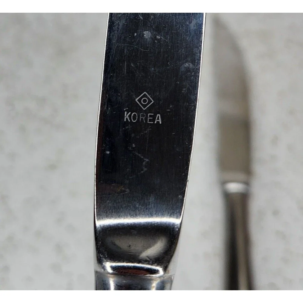 Pistol Grip Handled Serrated Steak Knives Korea Unmarked Stainless Set of 3